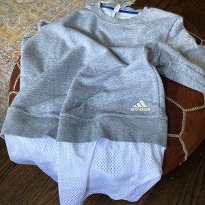 MEDIUM ADIDAS SWEATSHIRT. Gray and white!
